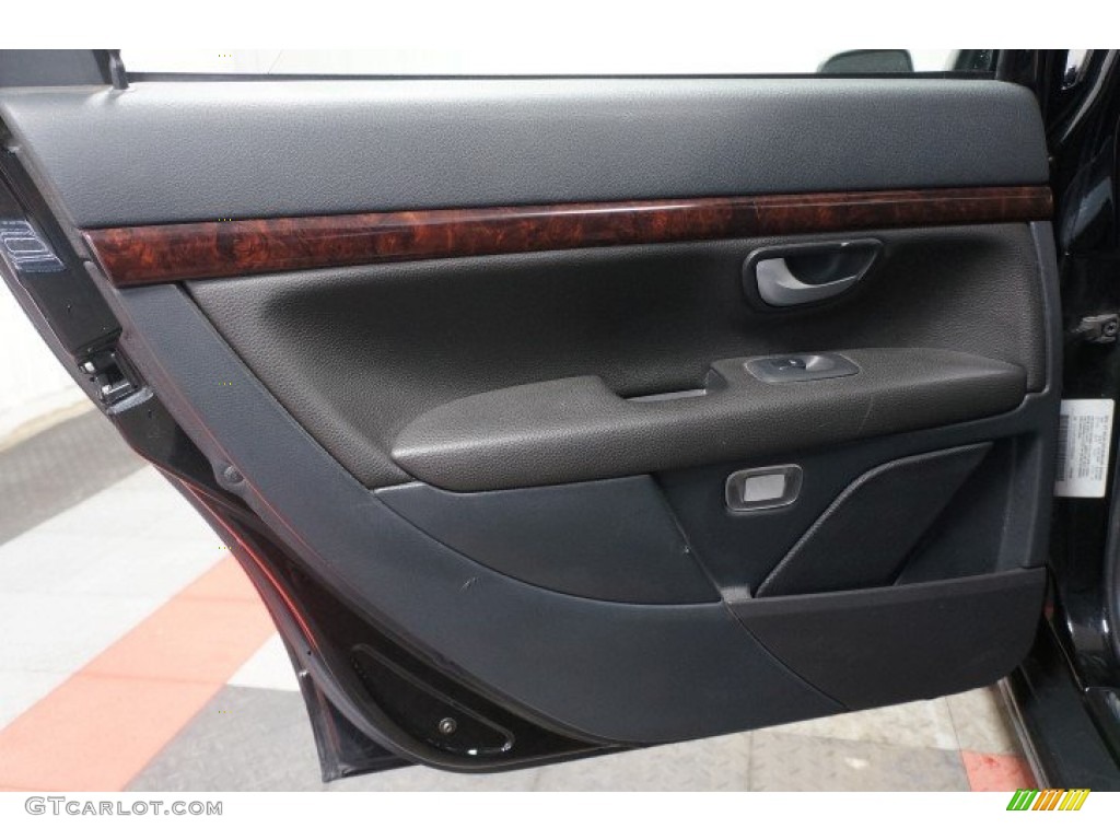 2004 S80 T6 - Black / Graphite photo #15