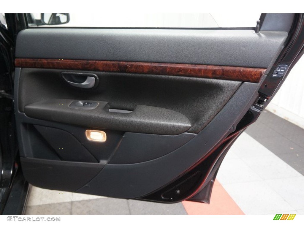 2004 S80 T6 - Black / Graphite photo #16