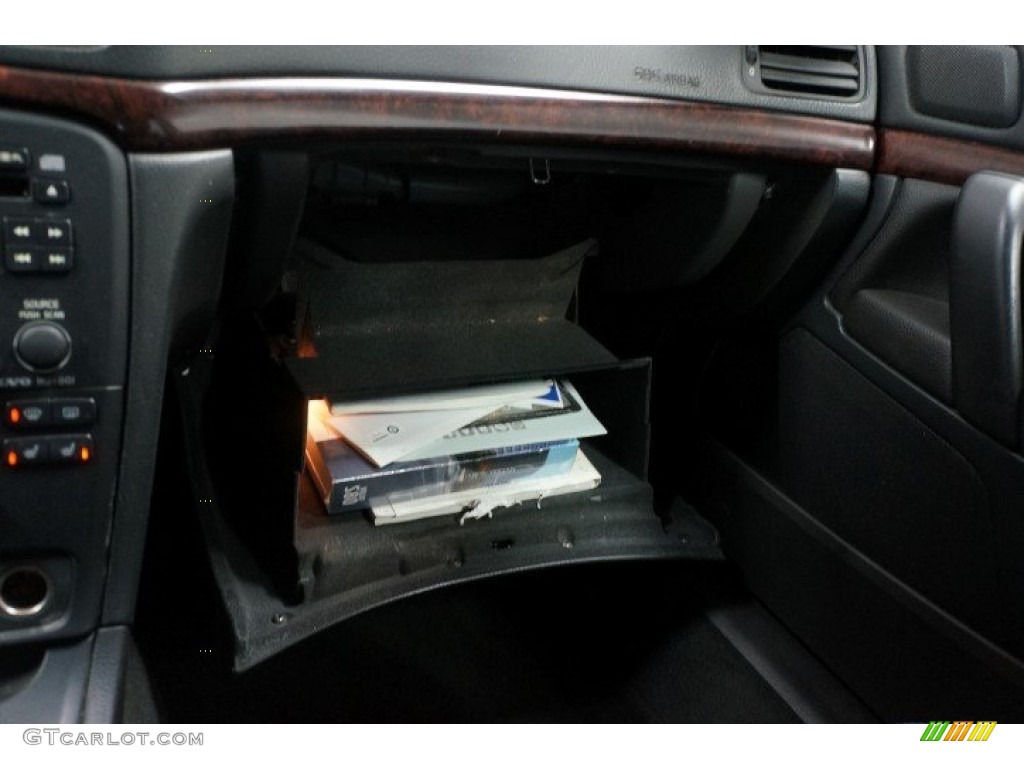 2004 S80 T6 - Black / Graphite photo #38