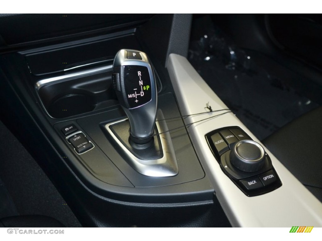 2015 BMW 3 Series 320i Sedan Transmission Photos