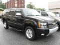 Black - Suburban 1500 Z71 4x4 Photo No. 2