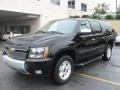Black - Suburban 1500 Z71 4x4 Photo No. 8