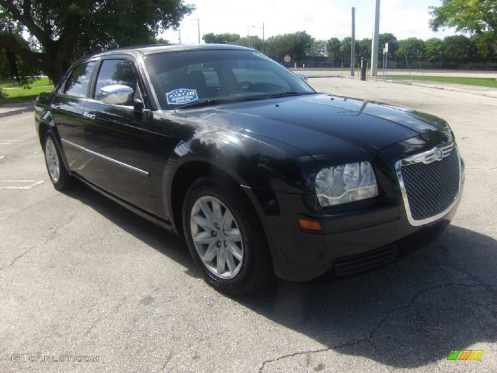 2008 Chrysler 300 LX Exterior Photos