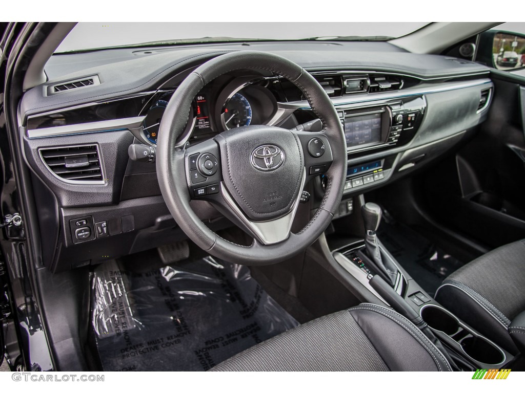 Black Interior 2014 Toyota Corolla S Photo #108071632