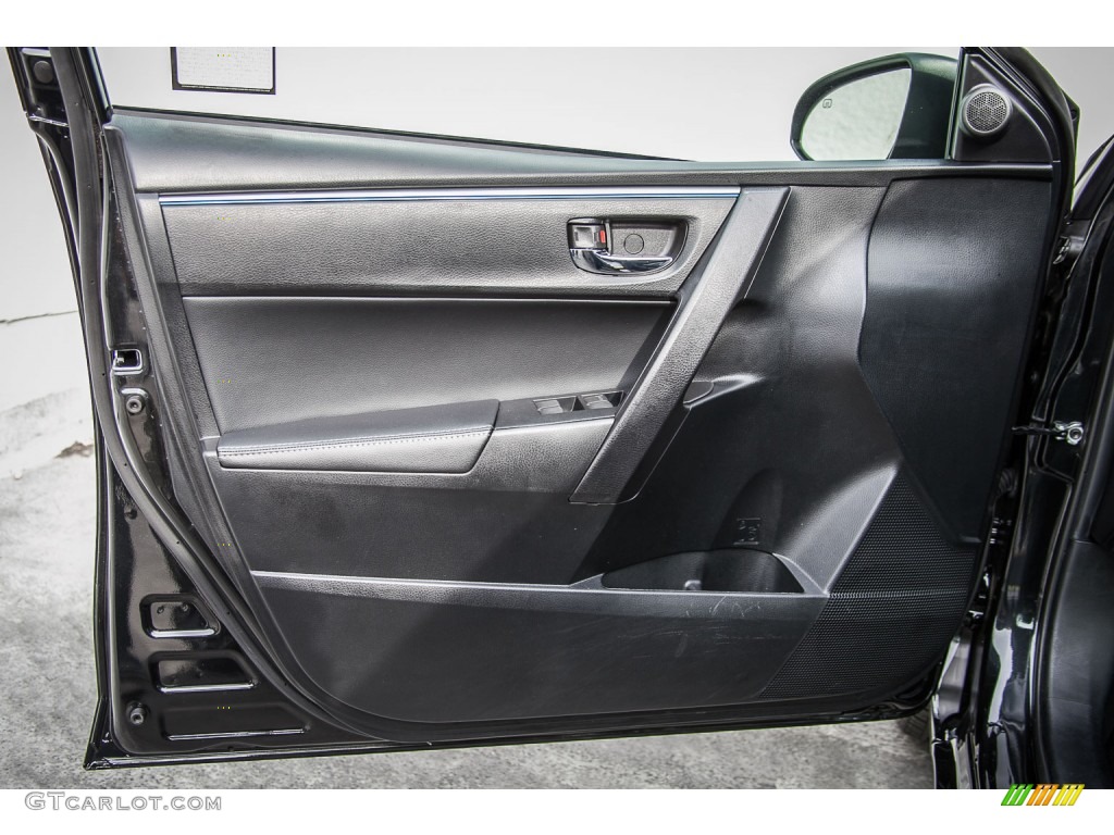 2014 Toyota Corolla S Black Door Panel Photo #108071737