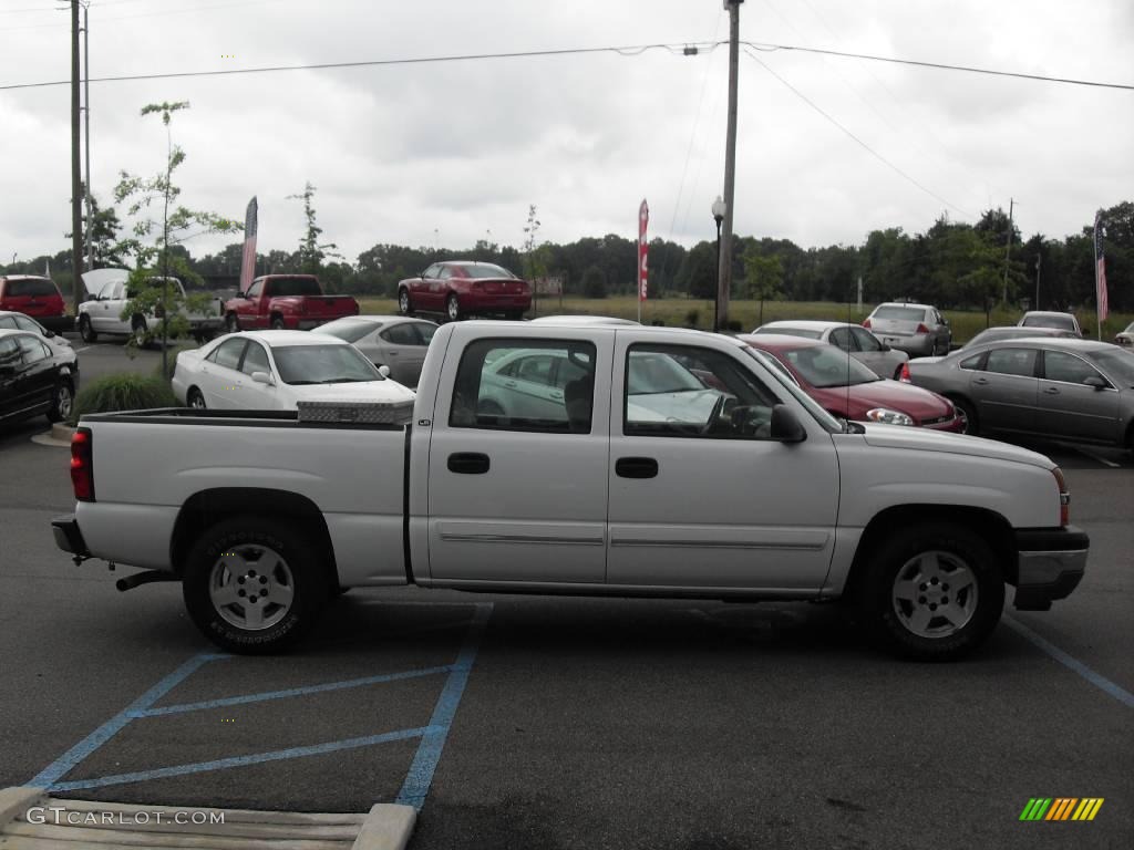 2005 Silverado 1500 LS Crew Cab - Summit White / Tan photo #5