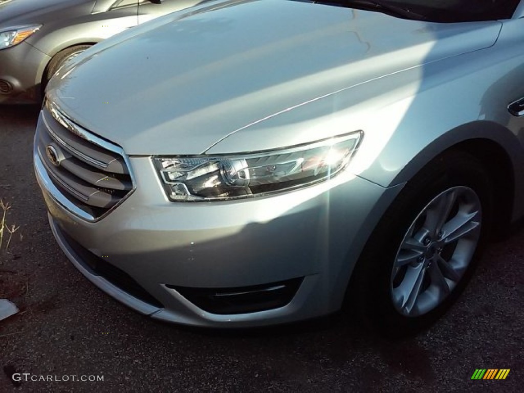 2015 Taurus SEL - Ingot Silver Metallic / Charcoal Black photo #30