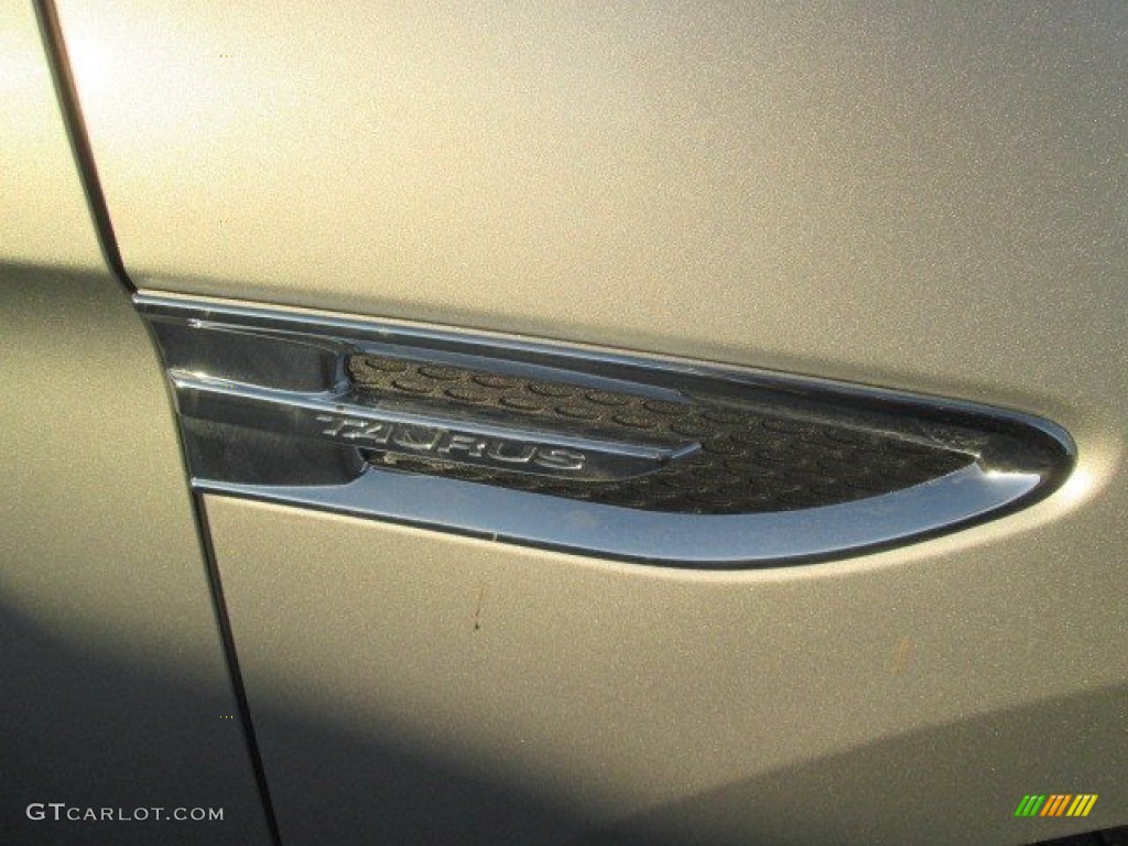 2015 Taurus SEL - Ingot Silver Metallic / Charcoal Black photo #41