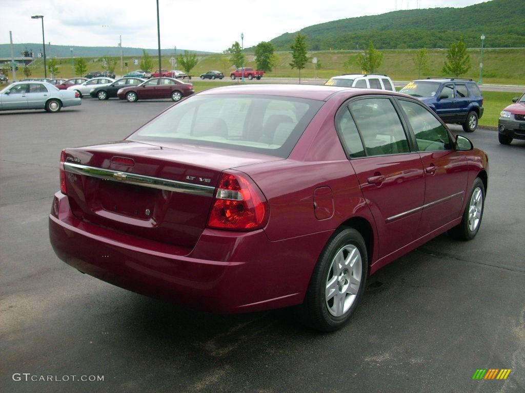 2006 Malibu LT V6 Sedan - Sport Red Metallic / Titanium Gray photo #7