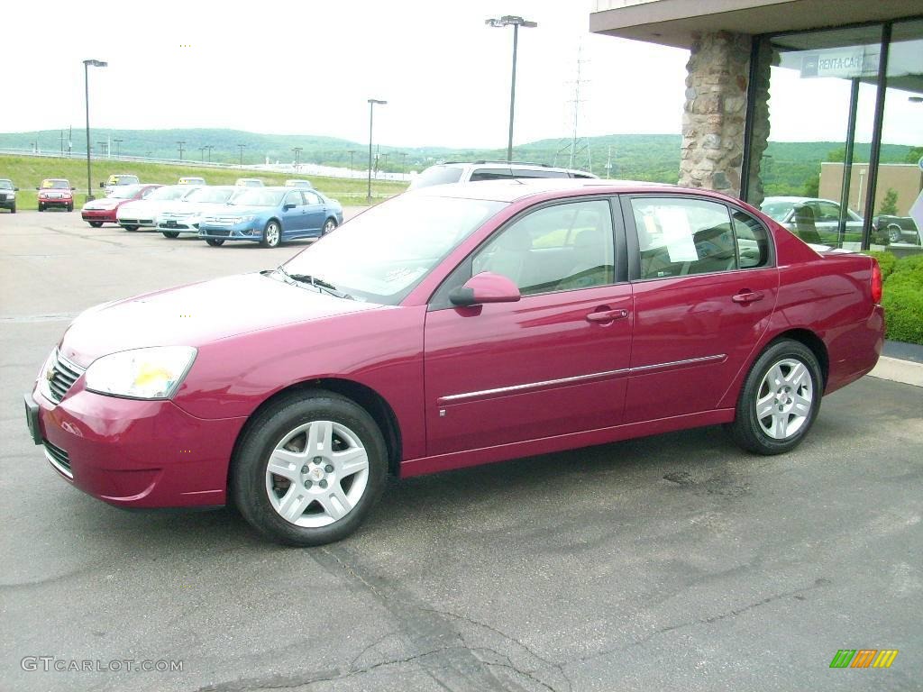 2006 Malibu LT V6 Sedan - Sport Red Metallic / Titanium Gray photo #12