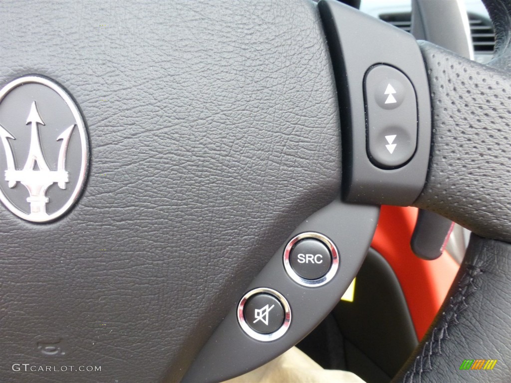 2016 Maserati GranTurismo Convertible GT Sport Controls Photo #108078835