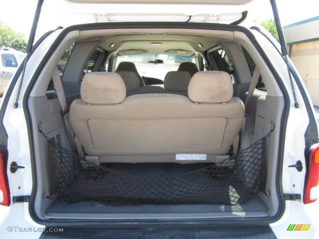 2003 Windstar LX - Vibrant White / Medium Parchment photo #13