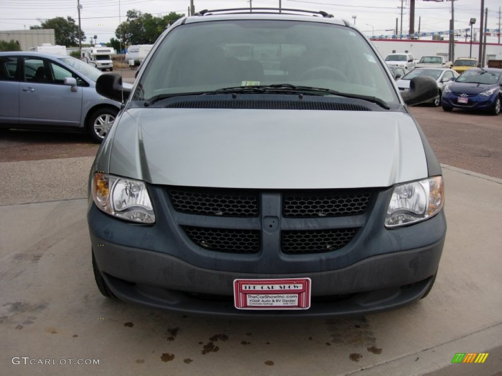 2003 Caravan SE - Bright Silver Metallic / Taupe photo #8