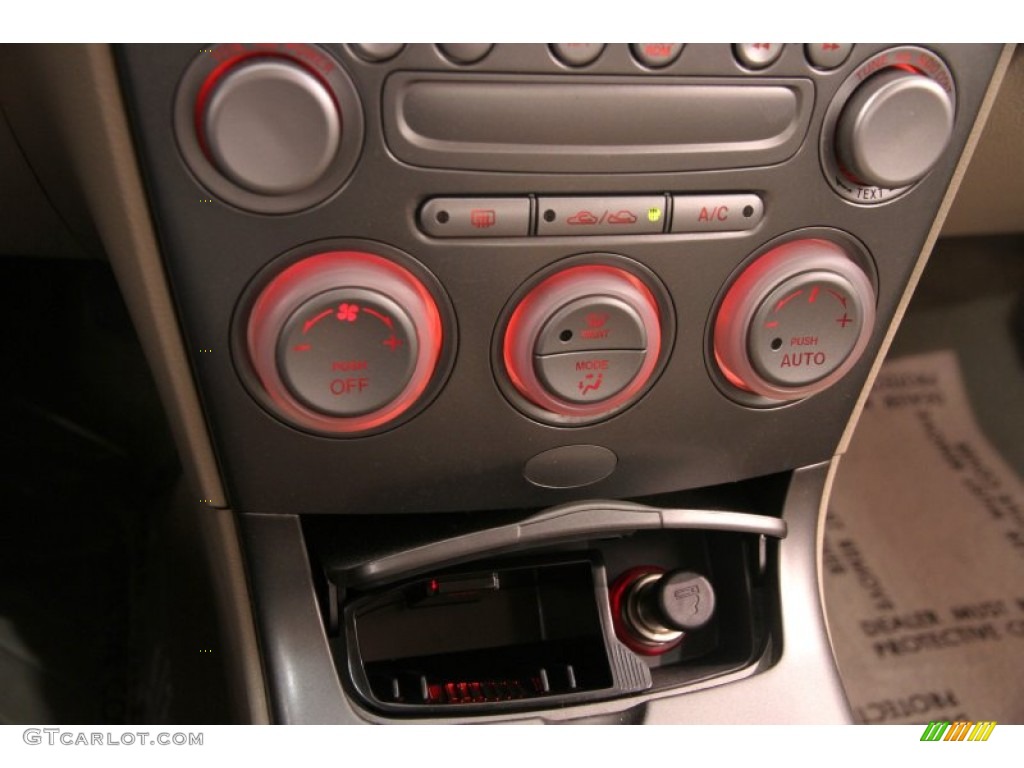 2004 Mazda MAZDA6 s Sedan Controls Photos