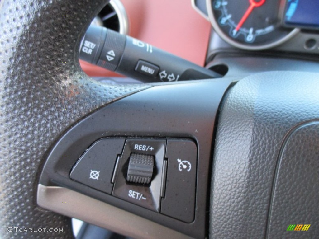 2013 Sonic LT Sedan - Silver Ice Metallic / Jet Black/Brick photo #30