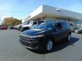 2014 Brilliant Black Crystal Pearl Jeep Cherokee Latitude  photo #7