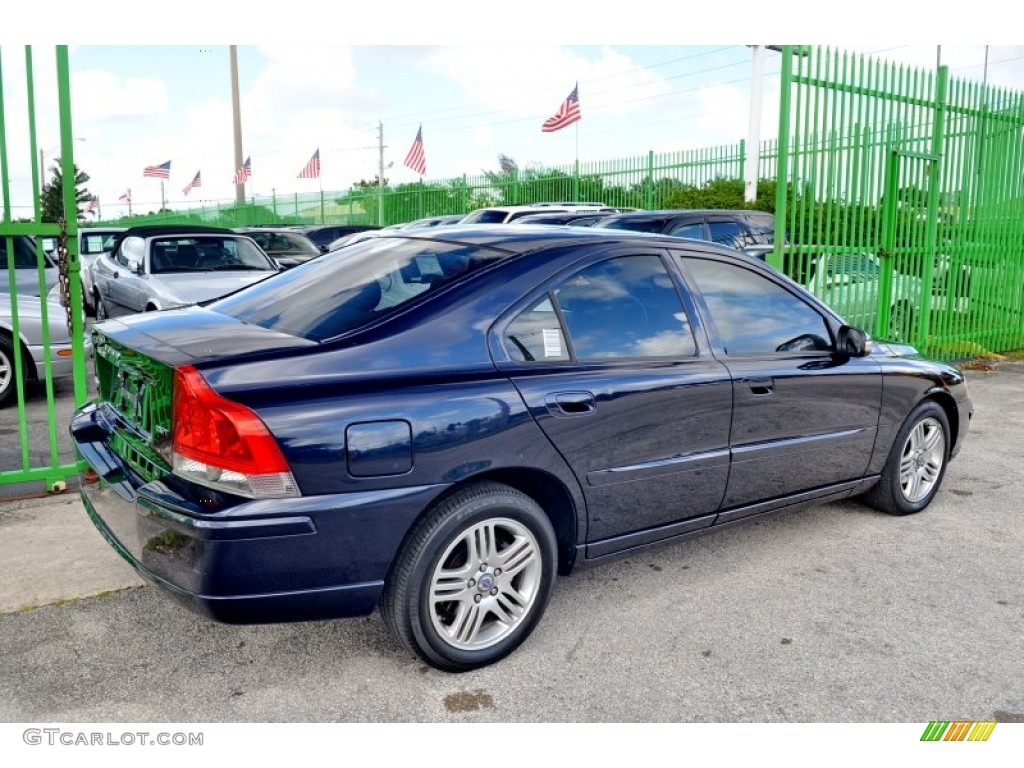 2007 S60 2.5T - Barents Blue Metallic / Beige photo #9