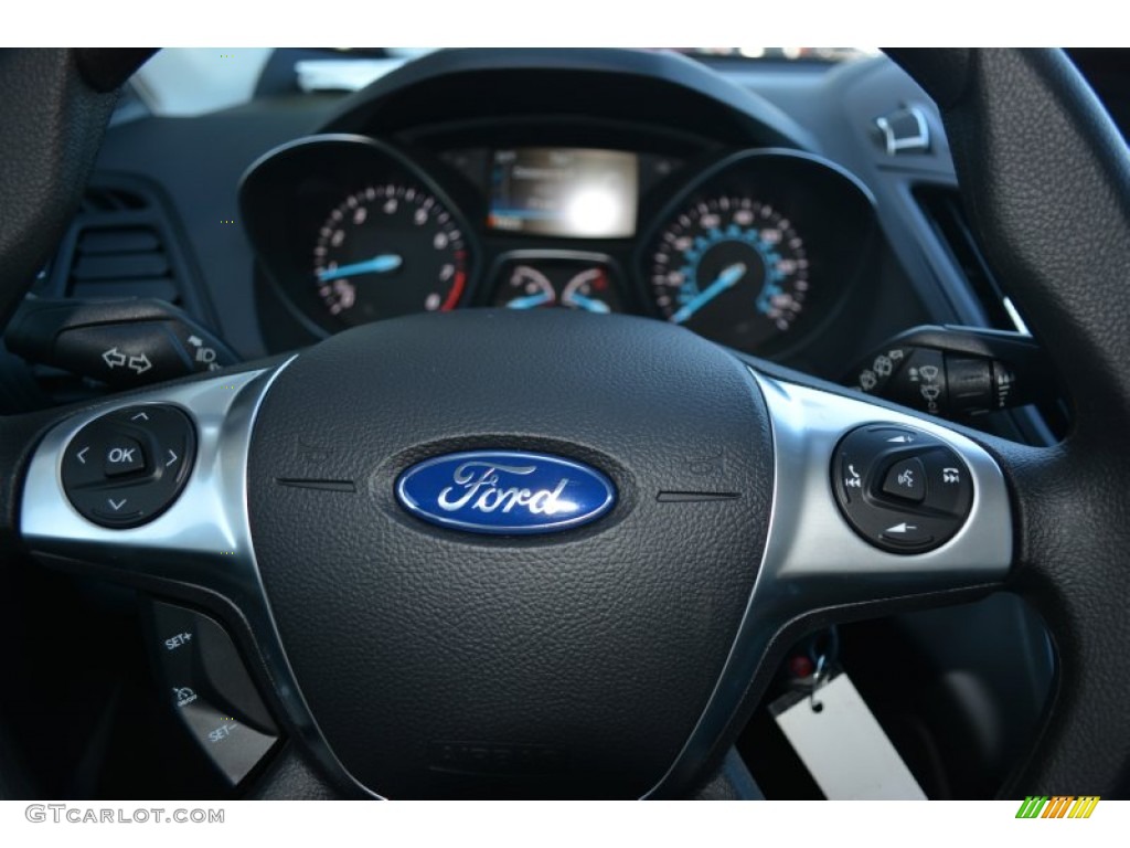 2016 Escape SE - Ruby Red Metallic / Charcoal Black photo #18