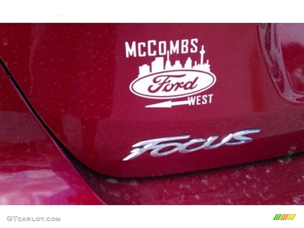 2015 Focus SE Sedan - Ruby Red Metallic / Charcoal Black photo #12