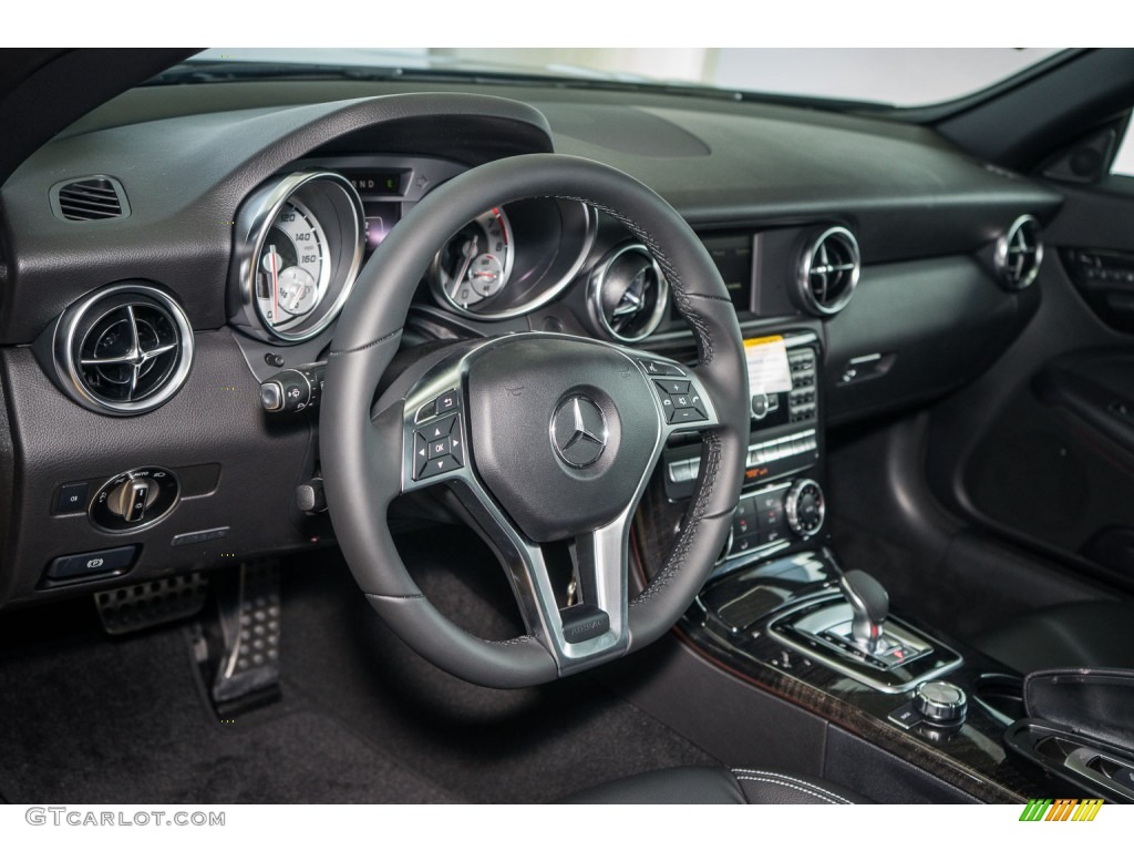 Black Interior 2016 Mercedes-Benz SLK 300 Roadster Photo #108098087