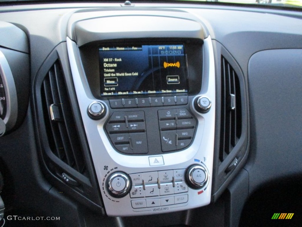 2016 Chevrolet Equinox LT AWD Controls Photos