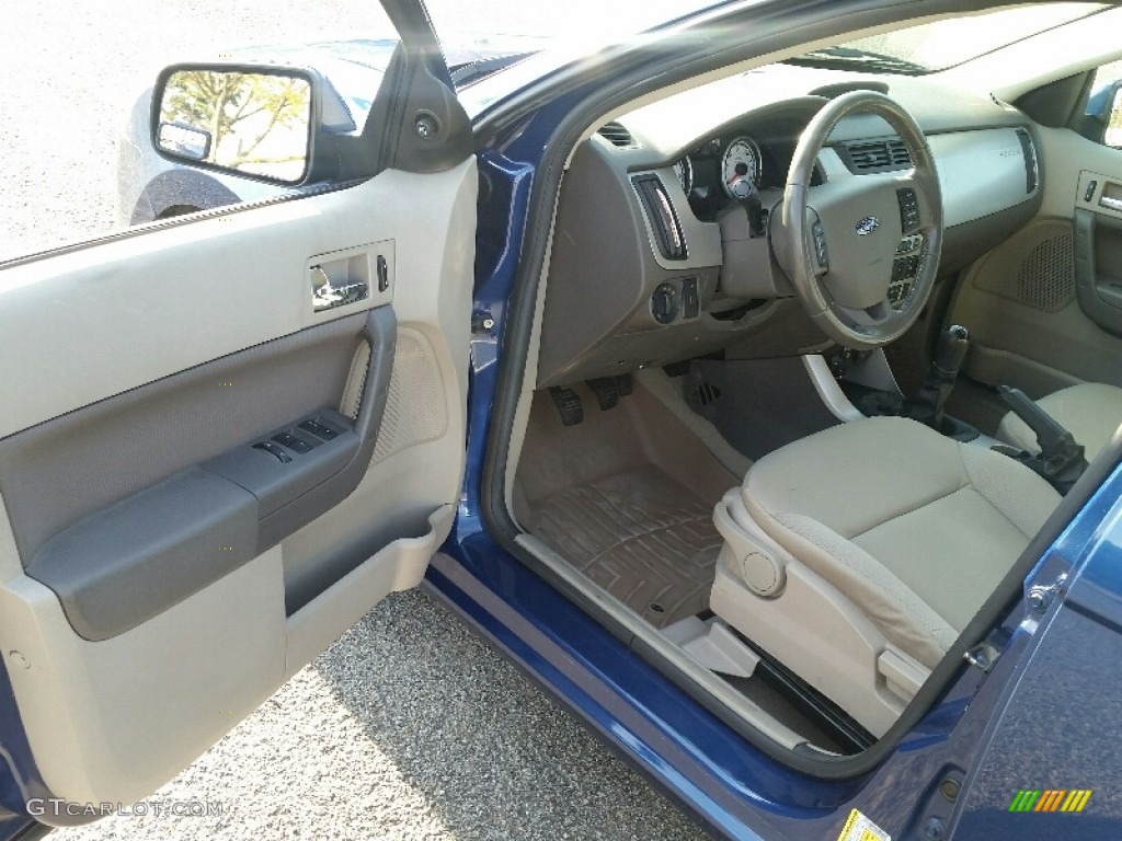 2008 Focus SES Sedan - Vista Blue Metallic / Medium Stone photo #16