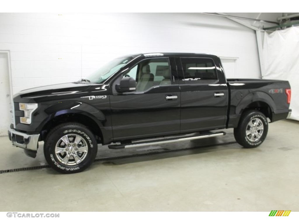 2015 F150 XLT SuperCrew 4x4 - Tuxedo Black Metallic / Medium Light Camel photo #1