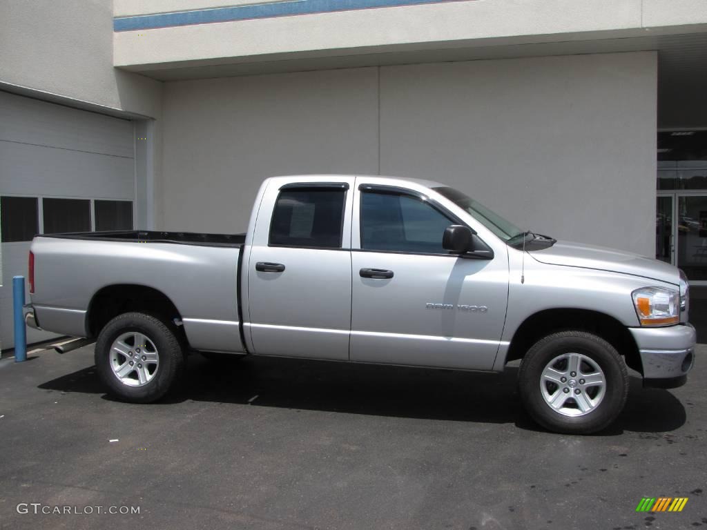 2006 Ram 1500 SLT Quad Cab 4x4 - Bright Silver Metallic / Medium Slate Gray photo #3