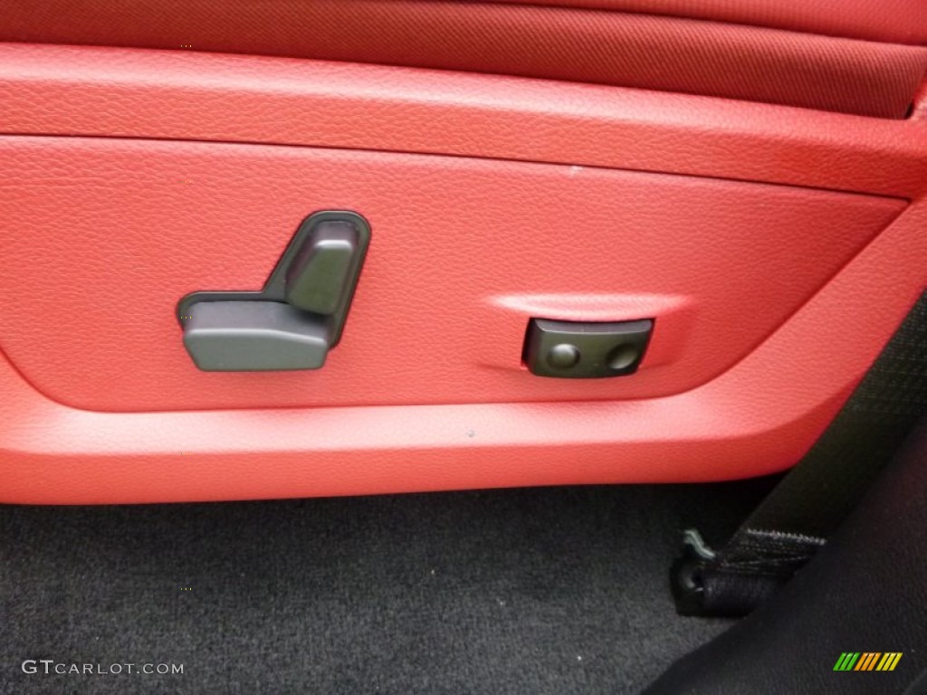 2016 Ram 1500 Rebel Crew Cab 4x4 Controls Photo #108112065
