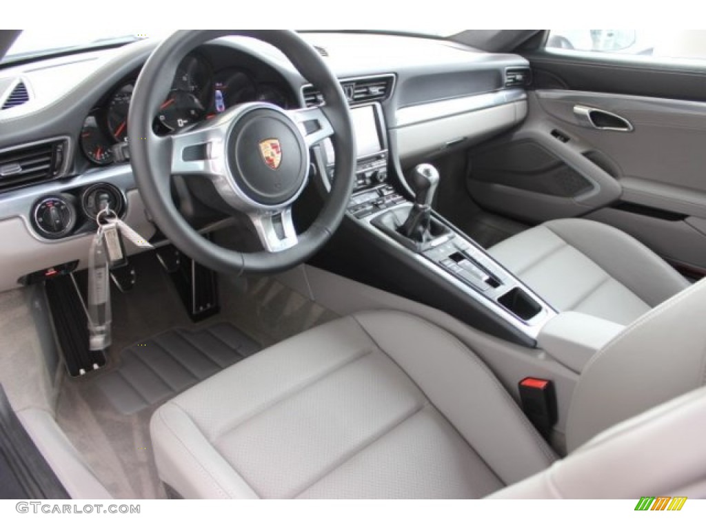 Platinum Grey Interior 2014 Porsche 911 Carrera Coupe Photo #108115443