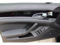 Jet Black Metallic - Panamera 4 Photo No. 11