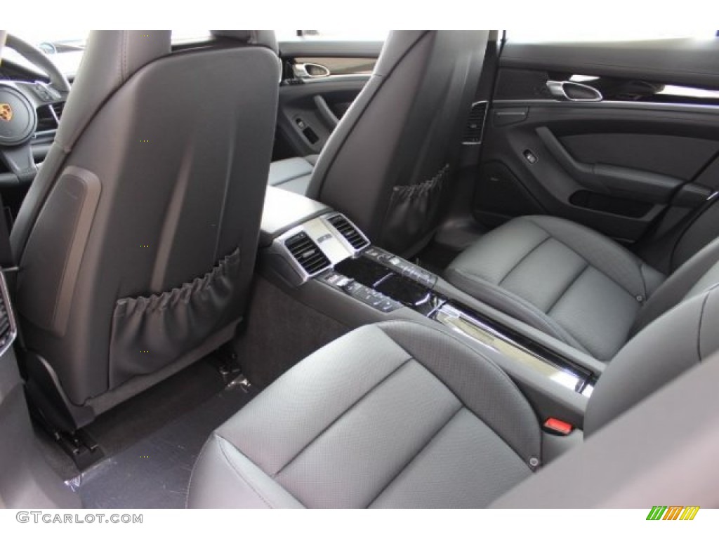 2016 Porsche Panamera Edition Rear Seat Photo #108120129