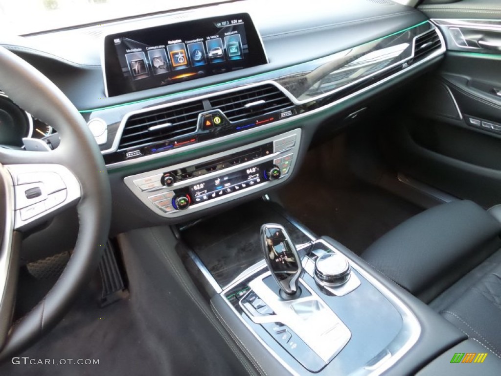2016 BMW 7 Series 750i xDrive Sedan Black Dashboard Photo #108120543