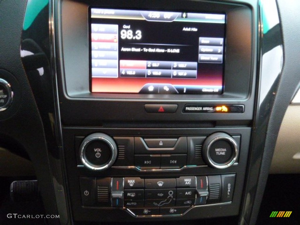 2016 Explorer XLT 4WD - Shadow Black / Medium Light Camel photo #15