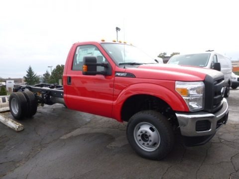 2016 Ford F350 Super Duty XL Regular Cab Chassis 4x4 DRW Data, Info and Specs