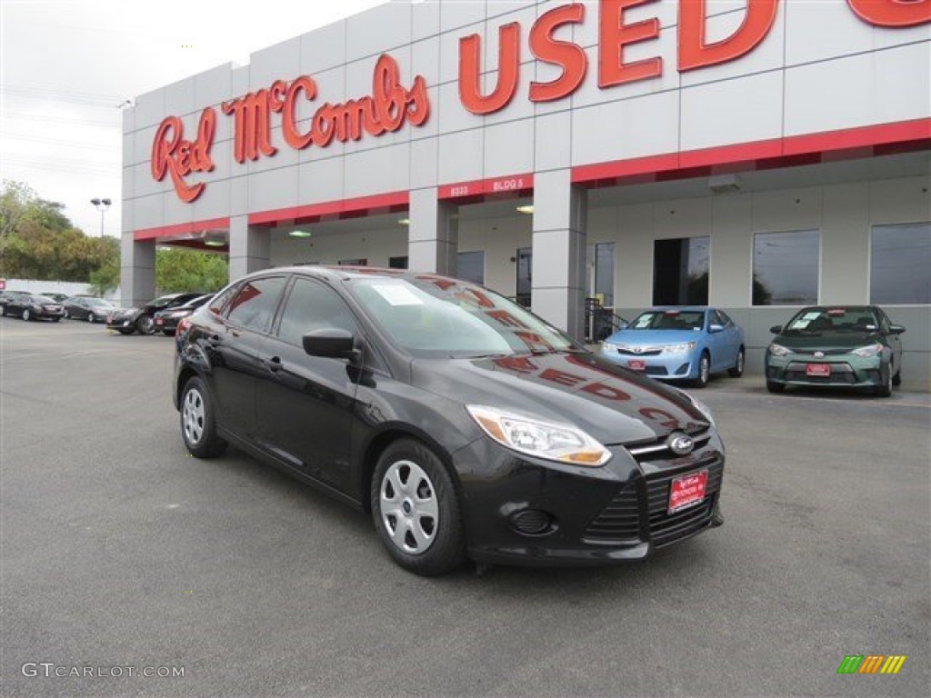 2013 Focus S Sedan - Tuxedo Black / Charcoal Black photo #2