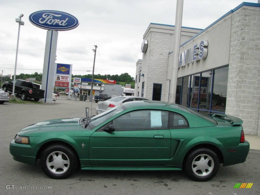 2001 Mustang V6 Coupe - Electric Green Metallic / Dark Charcoal photo #2