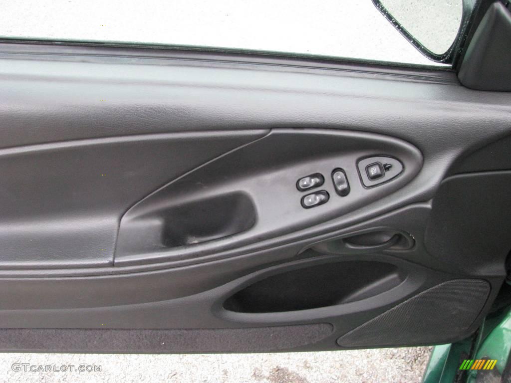 2001 Mustang V6 Coupe - Electric Green Metallic / Dark Charcoal photo #10