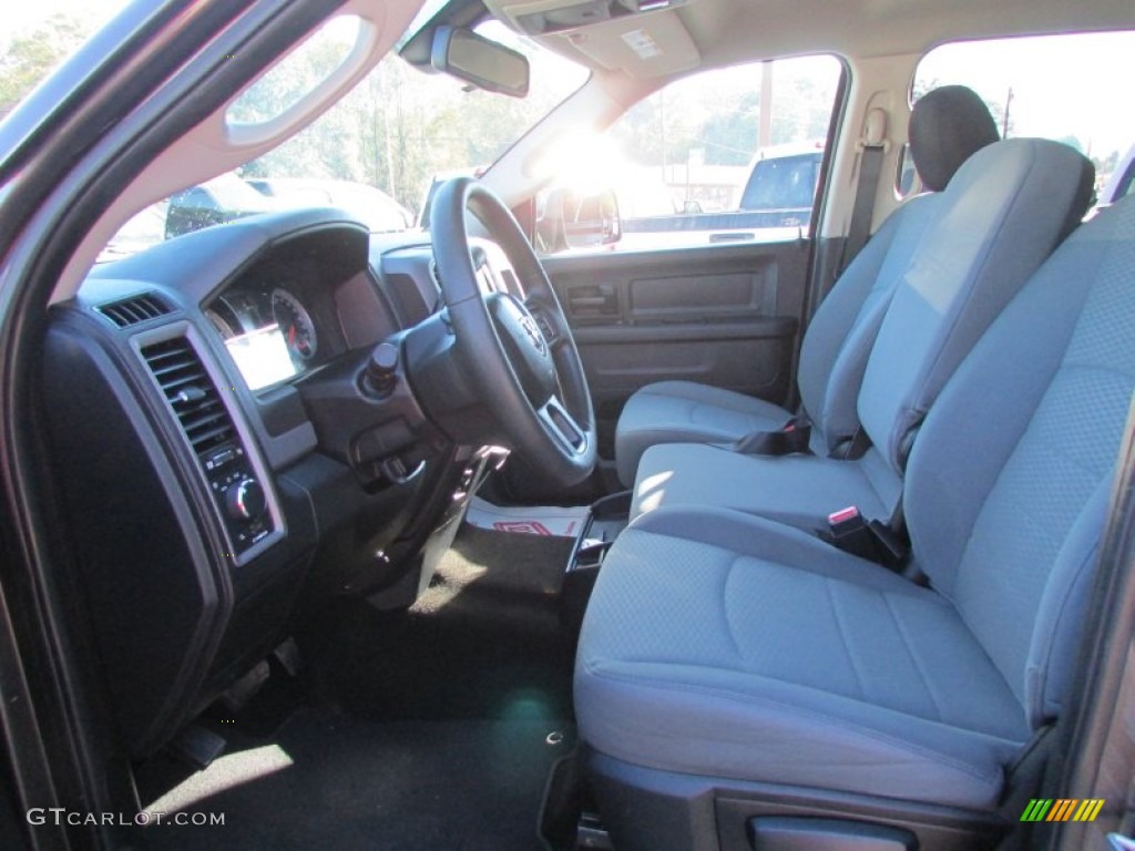 2014 3500 Tradesman Crew Cab 4x4 - Bright Silver Metallic / Black/Diesel Gray photo #33