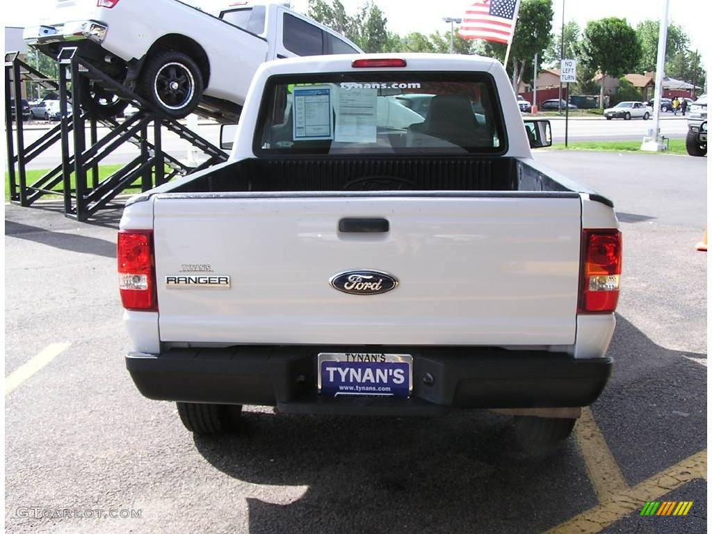 2006 Ranger XL Regular Cab - Oxford White / Medium Dark Flint photo #5
