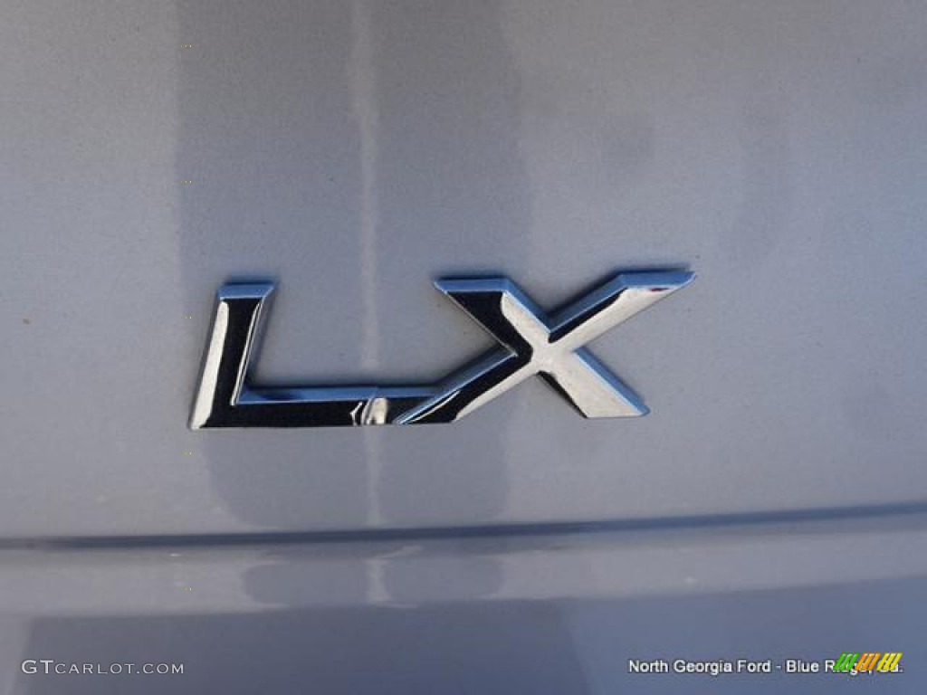 2003 Windstar LX - Silver Frost Metallic / Medium Graphite photo #35