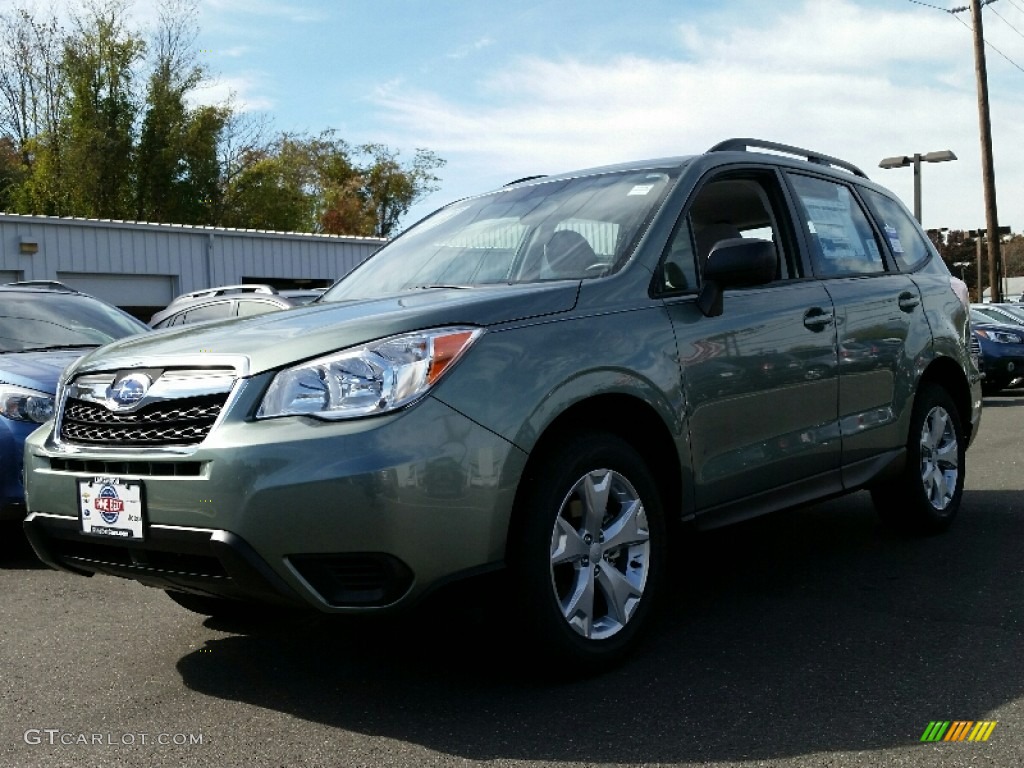 2016 Forester 2.5i - Jasmine Green Metallic / Gray photo #1