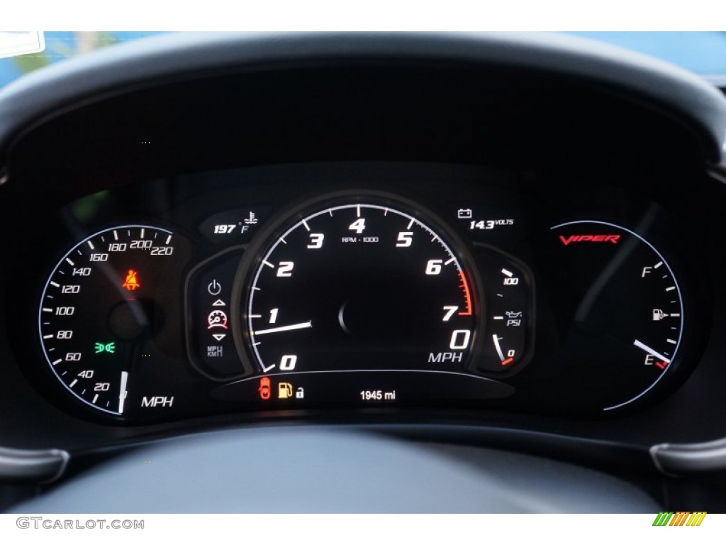 2015 Dodge SRT Viper Coupe Gauges Photos