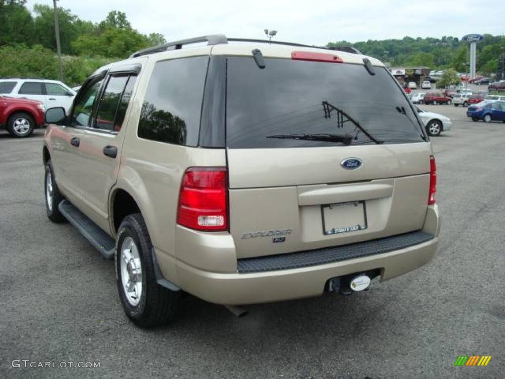 2004 Explorer XLT 4x4 - Pueblo Gold Metallic / Medium Parchment photo #5
