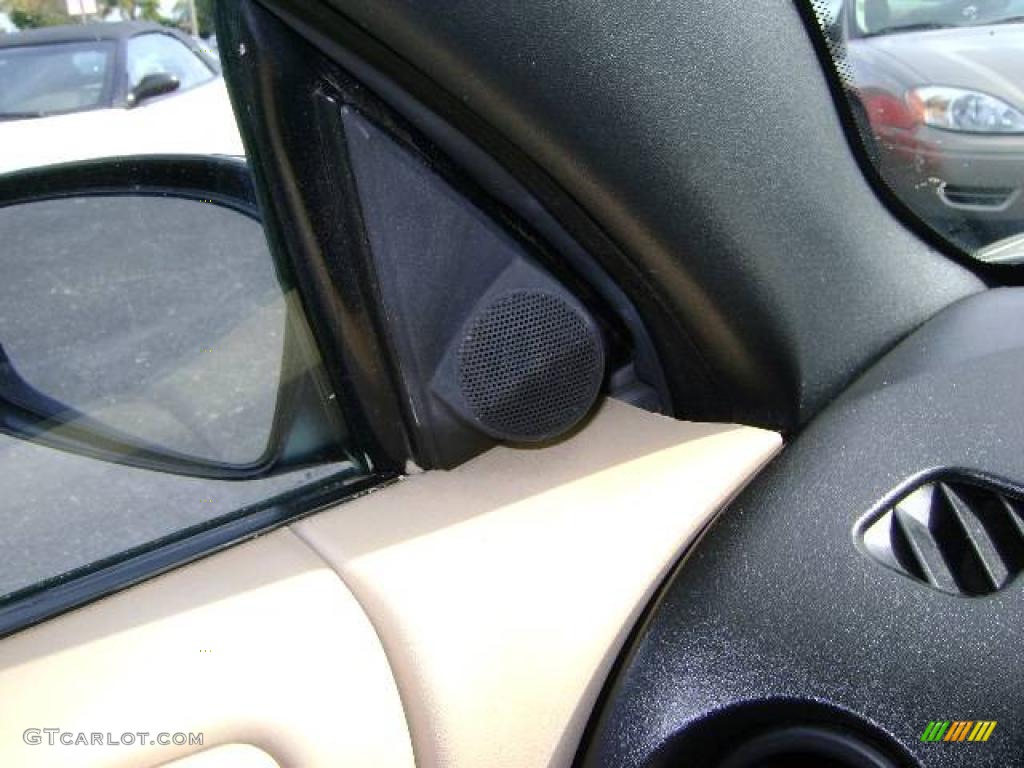 2001 Eclipse Spyder GT - Dover White Pearl / Tan photo #32