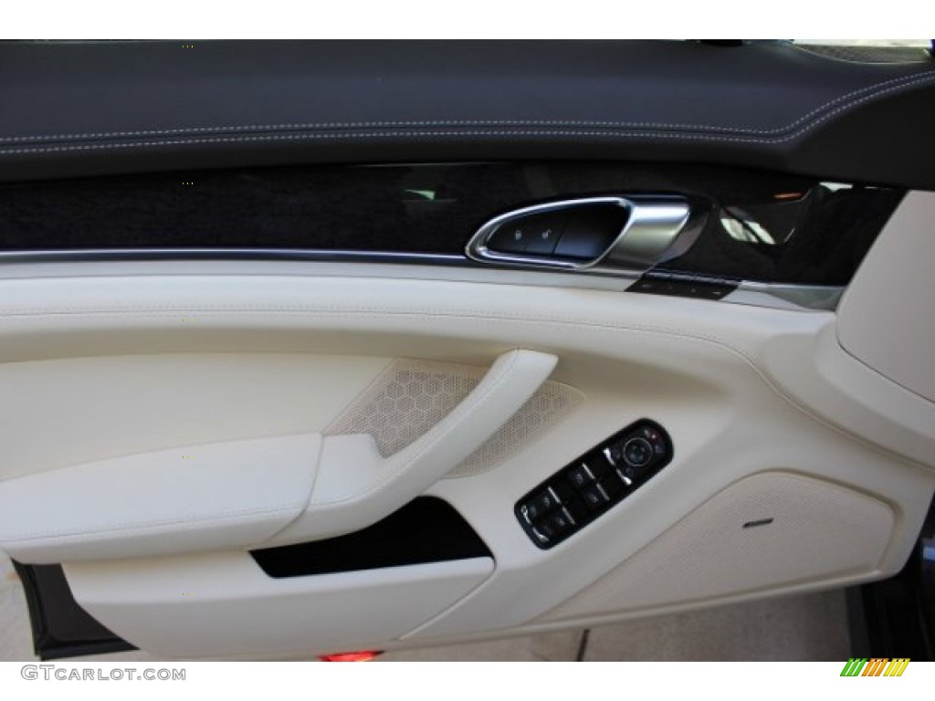 2016 Porsche Panamera S E-Hybrid Door Panel Photos