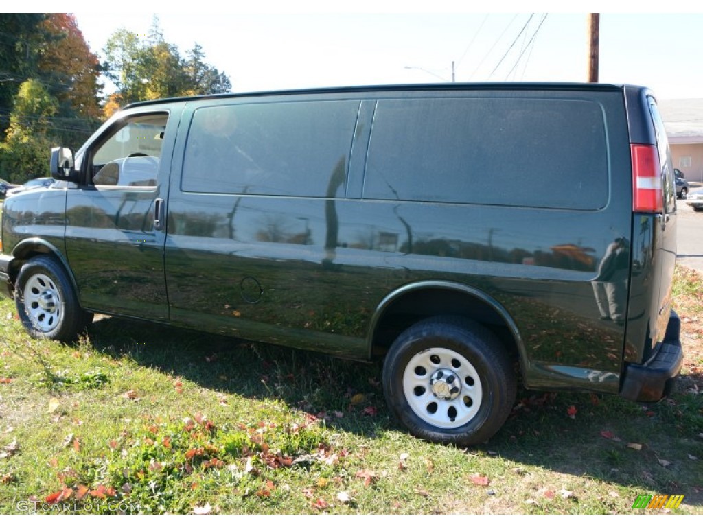 2011 Express 1500 Work Van - Dark Green Metallic / Medium Pewter photo #11