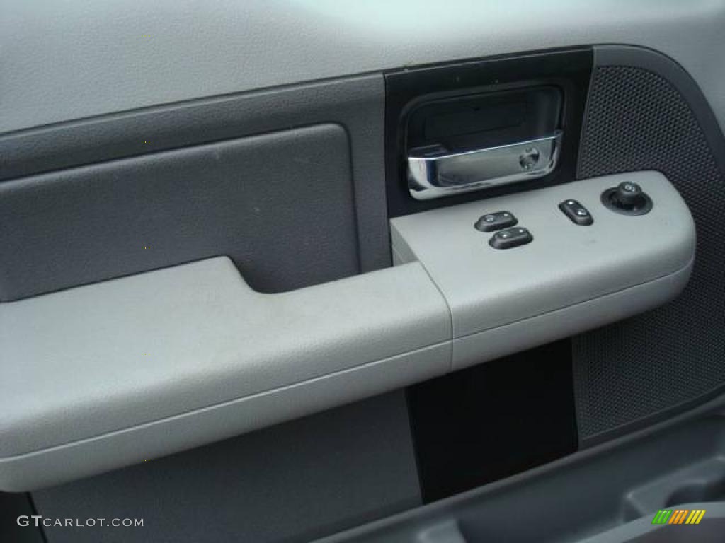 2008 F150 STX Regular Cab - Bright Red / Medium/Dark Flint photo #12