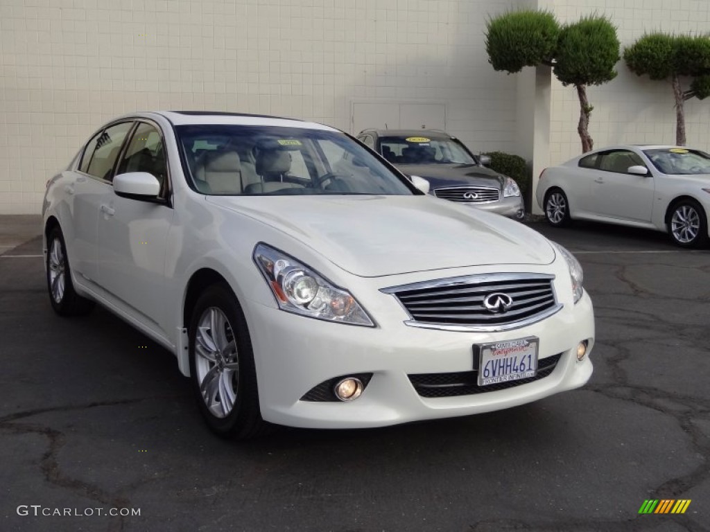 2012 G 37 x AWD Sedan - Moonlight White / Stone photo #3