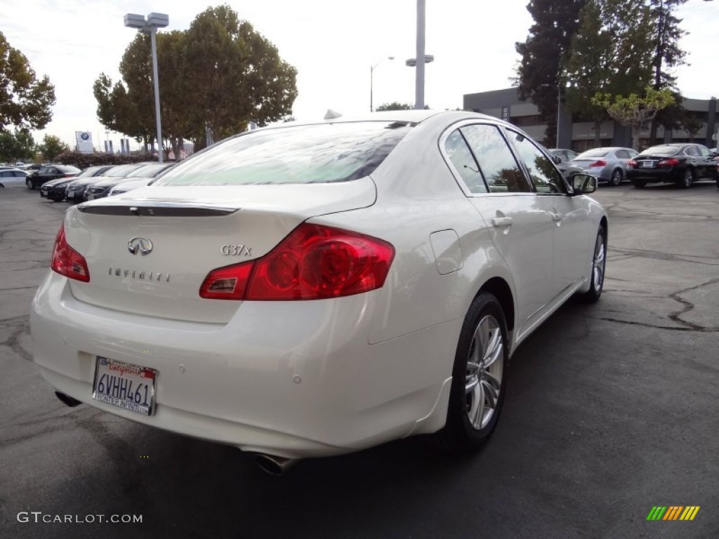 2012 G 37 x AWD Sedan - Moonlight White / Stone photo #5